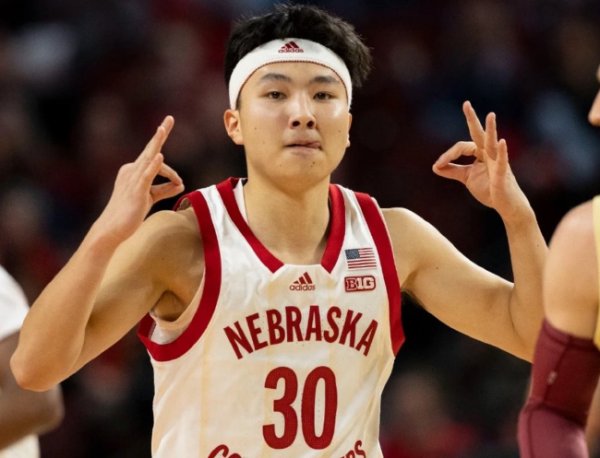 九游娱乐下载 步行者签下日本库里 上赛季在NCAA场均15分